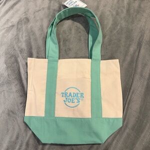 Trader Joe’s Mini Canvas Tote Bag in Mint NWT
